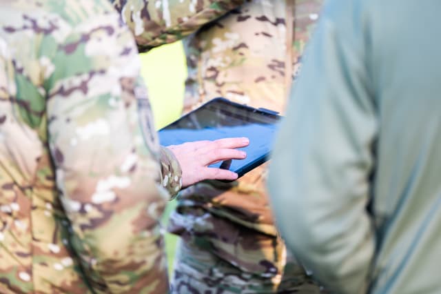 1764248757563-d7d74350-9ea6-4268-89fb-0b1e41bc4d98