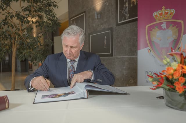 1765786621624-cdc5b858-4516-441b-ab8f-f4f66e42cad5