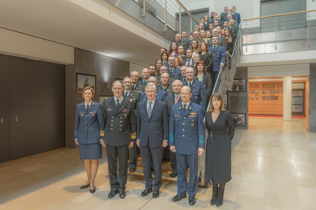 1765786623066-1d5cea02-814c-4c54-ae13-b1b496a35fda